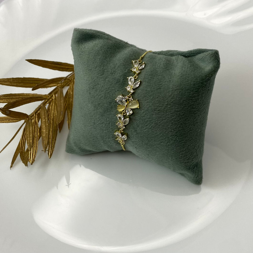 Classic Floral Adjustable Bracelet