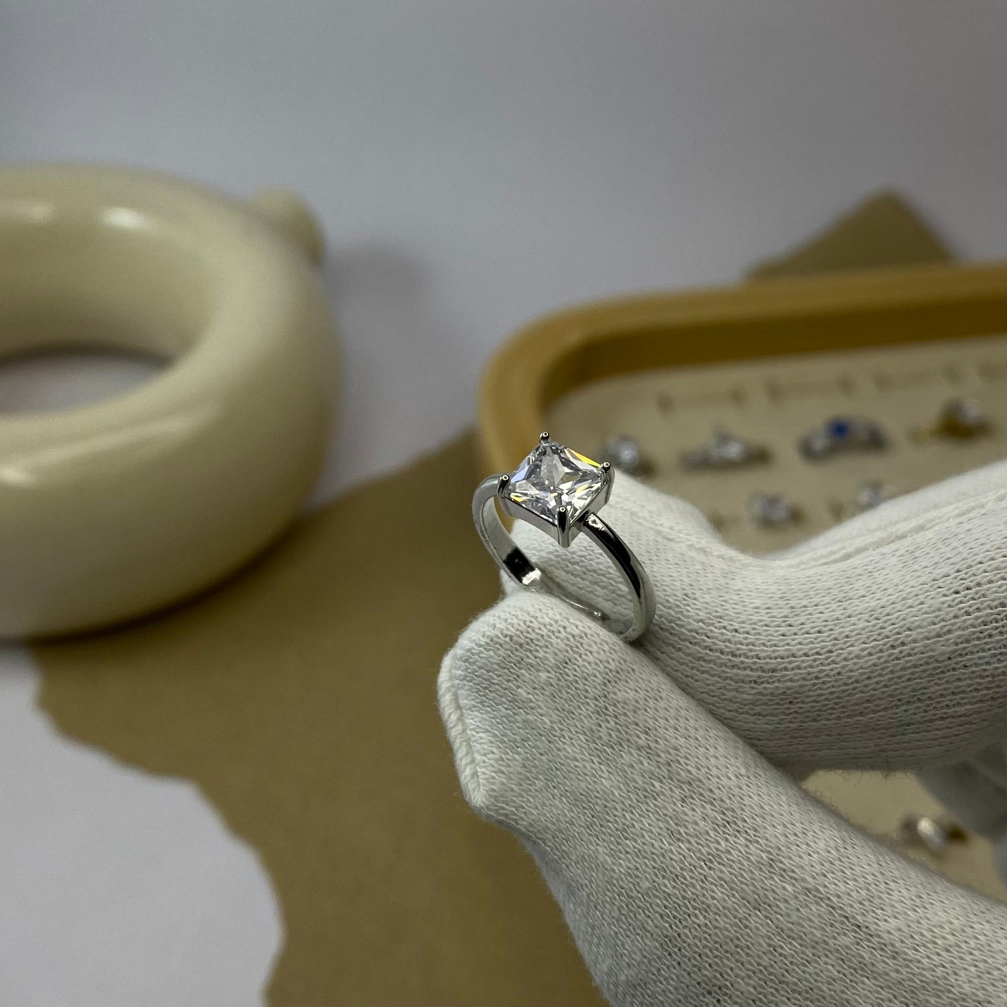 Minimal Single Stone Adjustable Ring