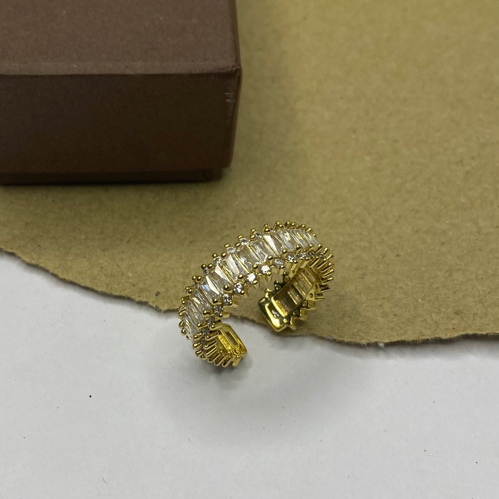 BAGUETTE STONE Gold Adjustable Ring