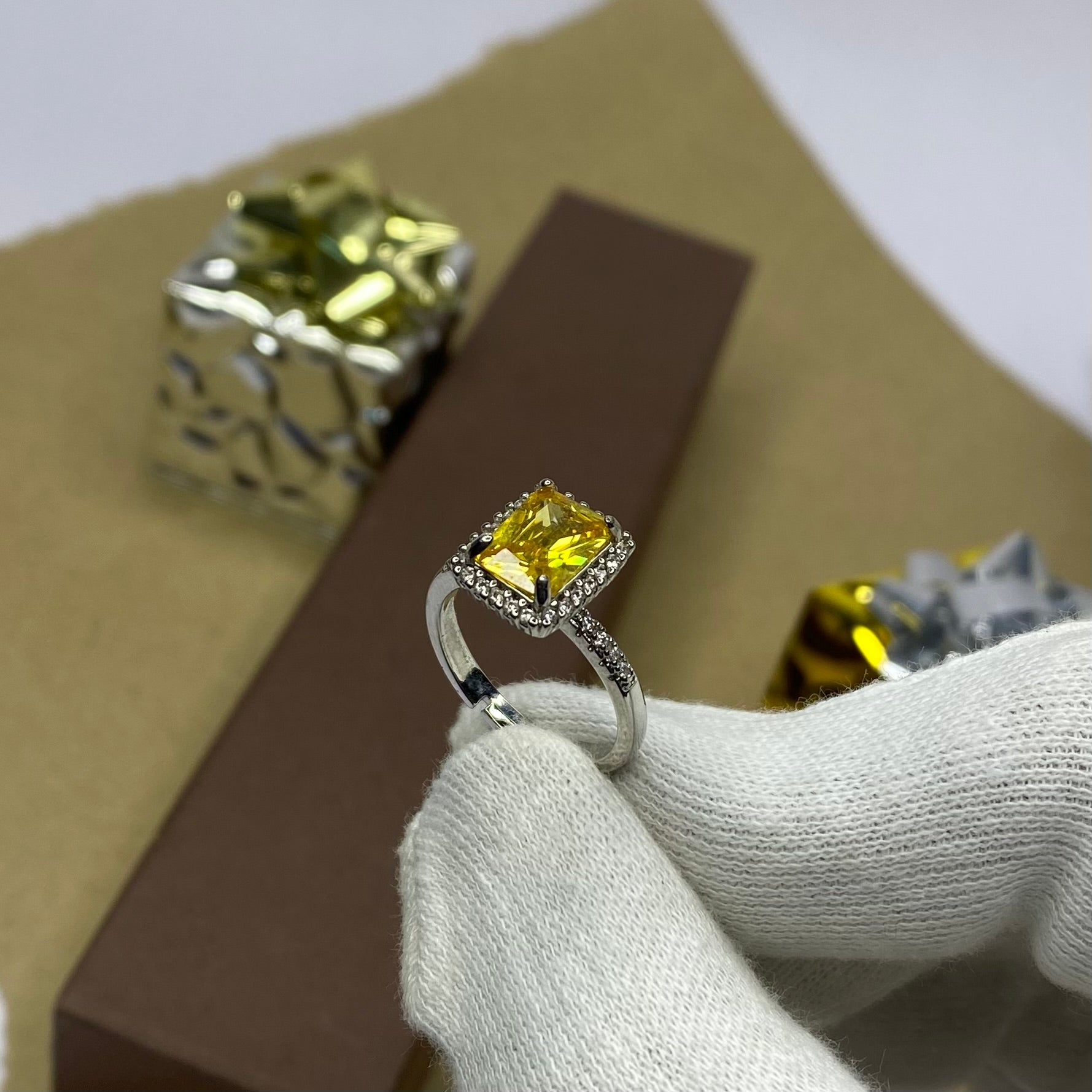 Minimal Stone Studded Adjustable Ring