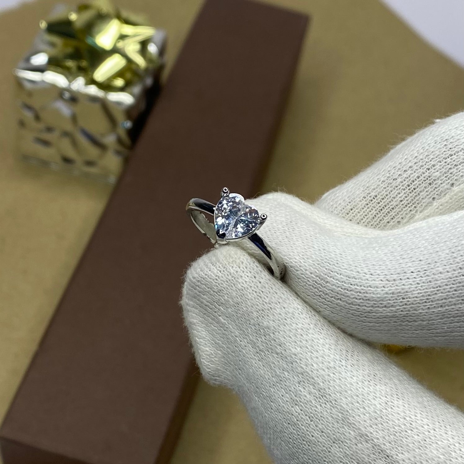 Minimal Single Stone Adjustable Ring