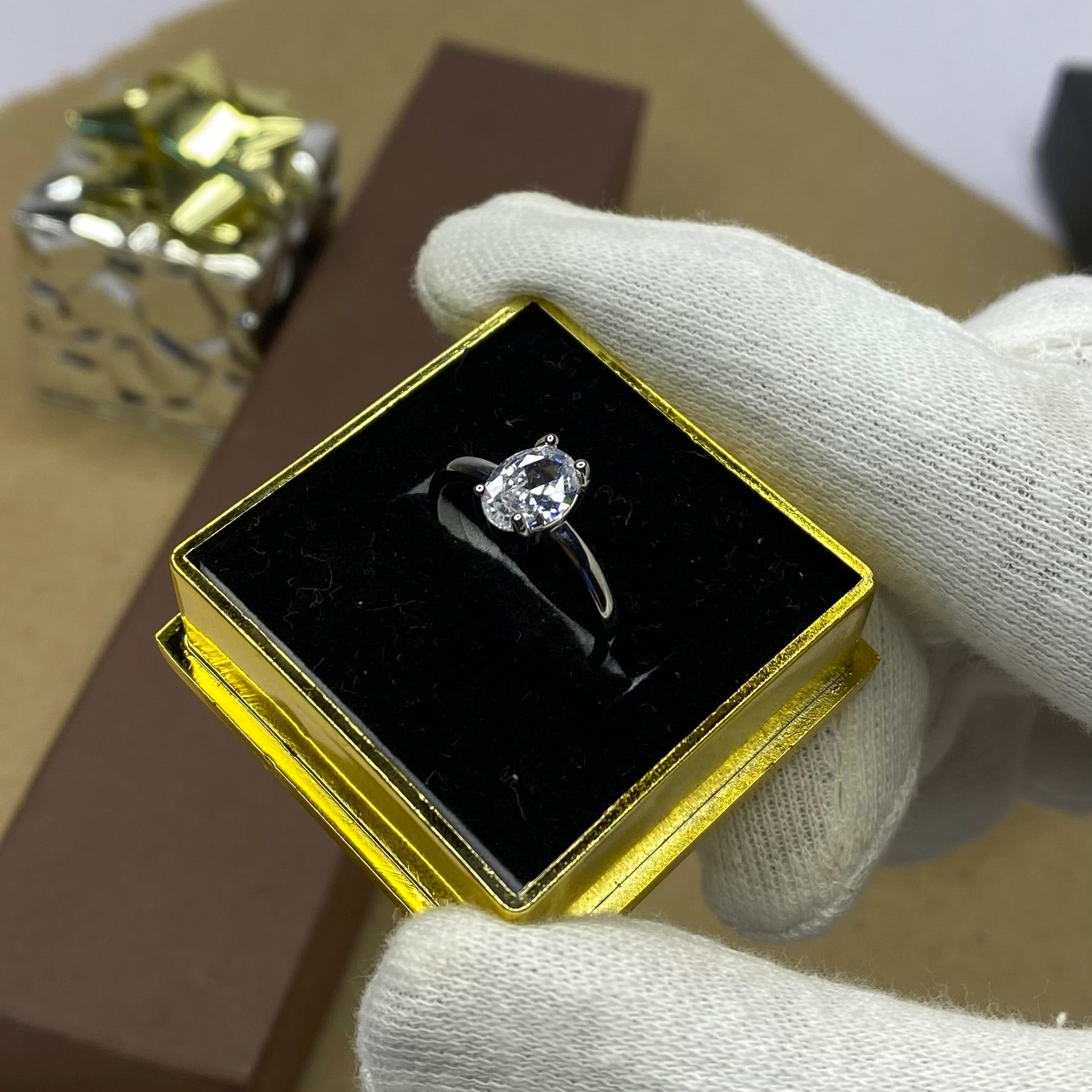 Minimal Single Stone Adjustable Ring