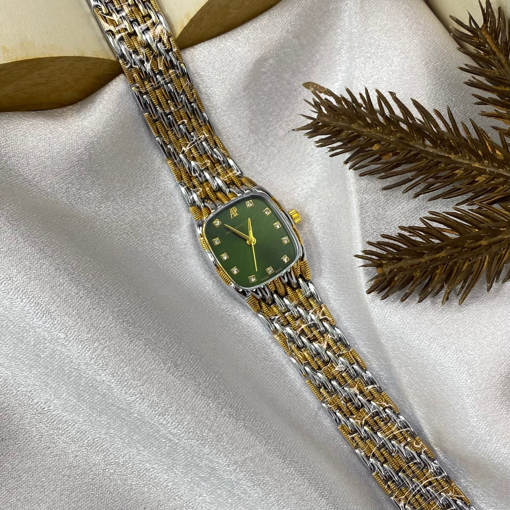 Emerald Royale Watch