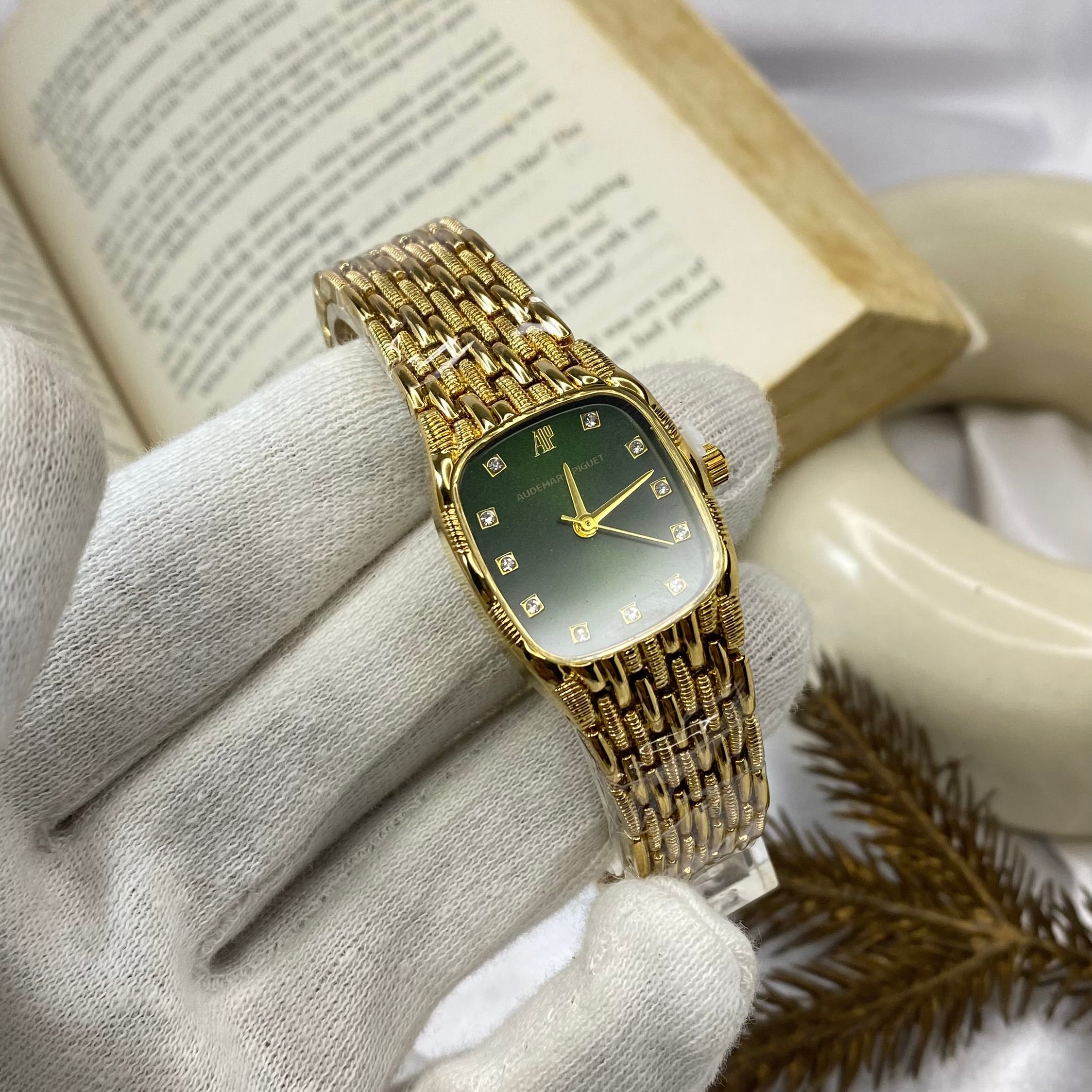 Emerald Royale Watch