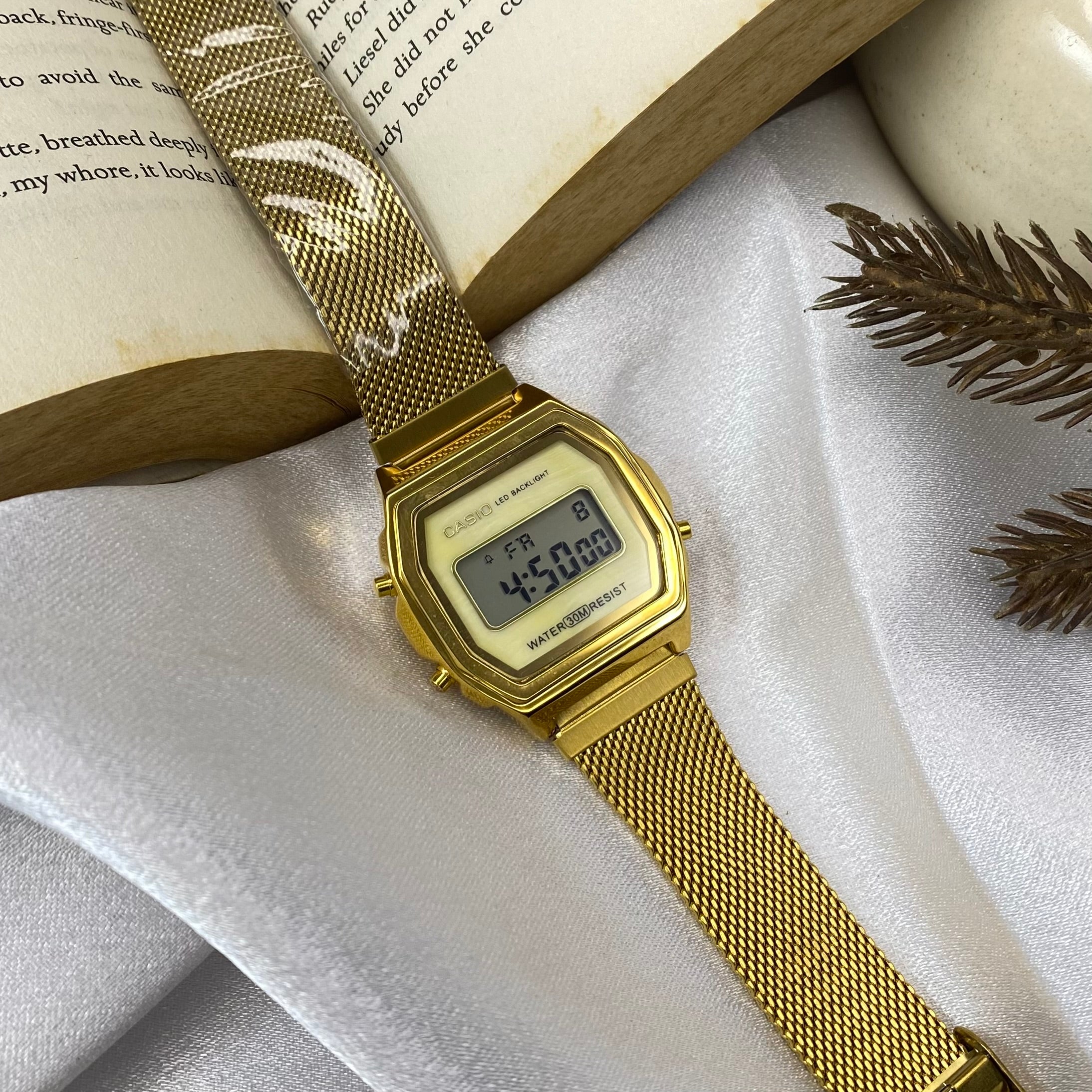 Classic Vintage Series Digital Watch (A1000MA-7EF)