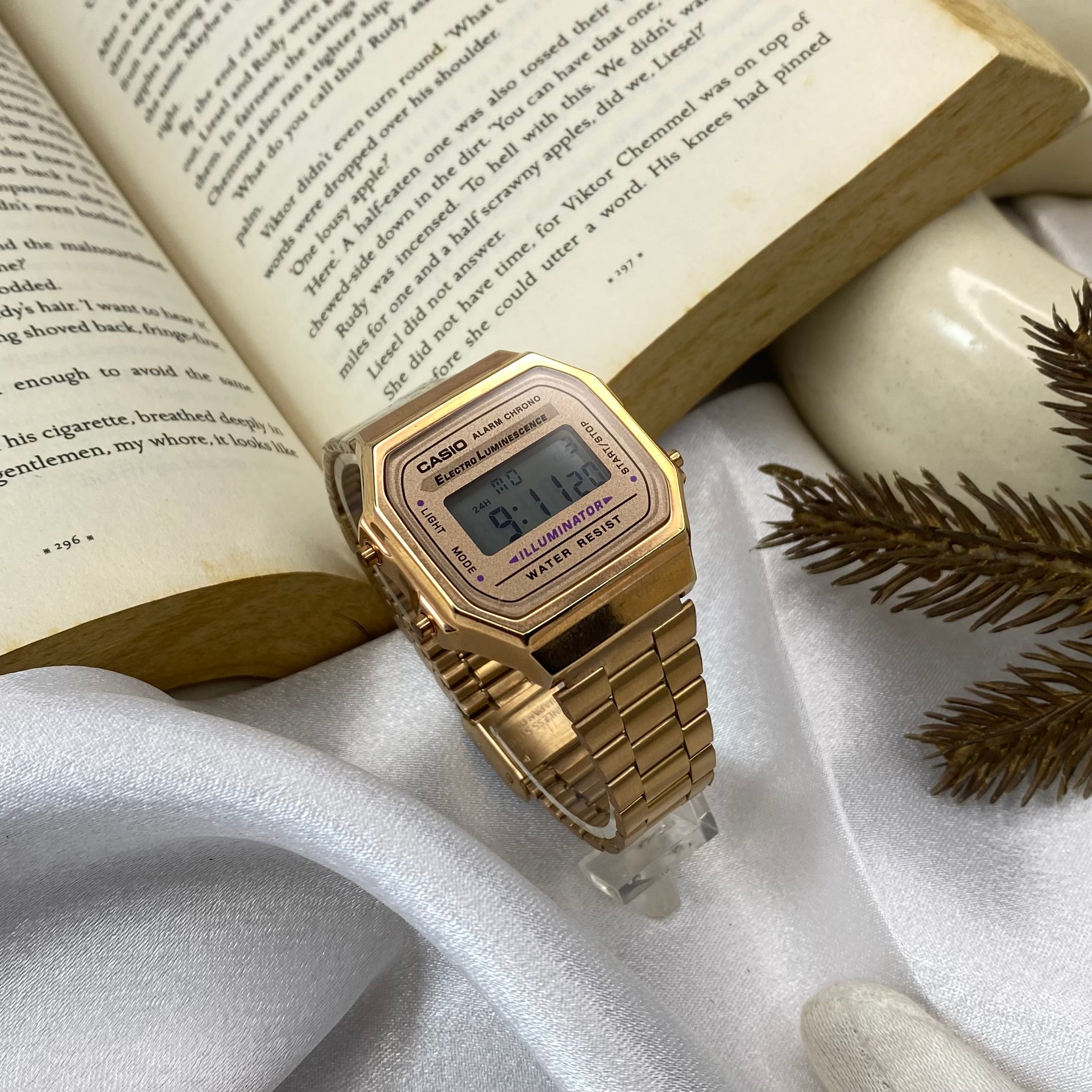 Classic Vintage Series Digital Watch