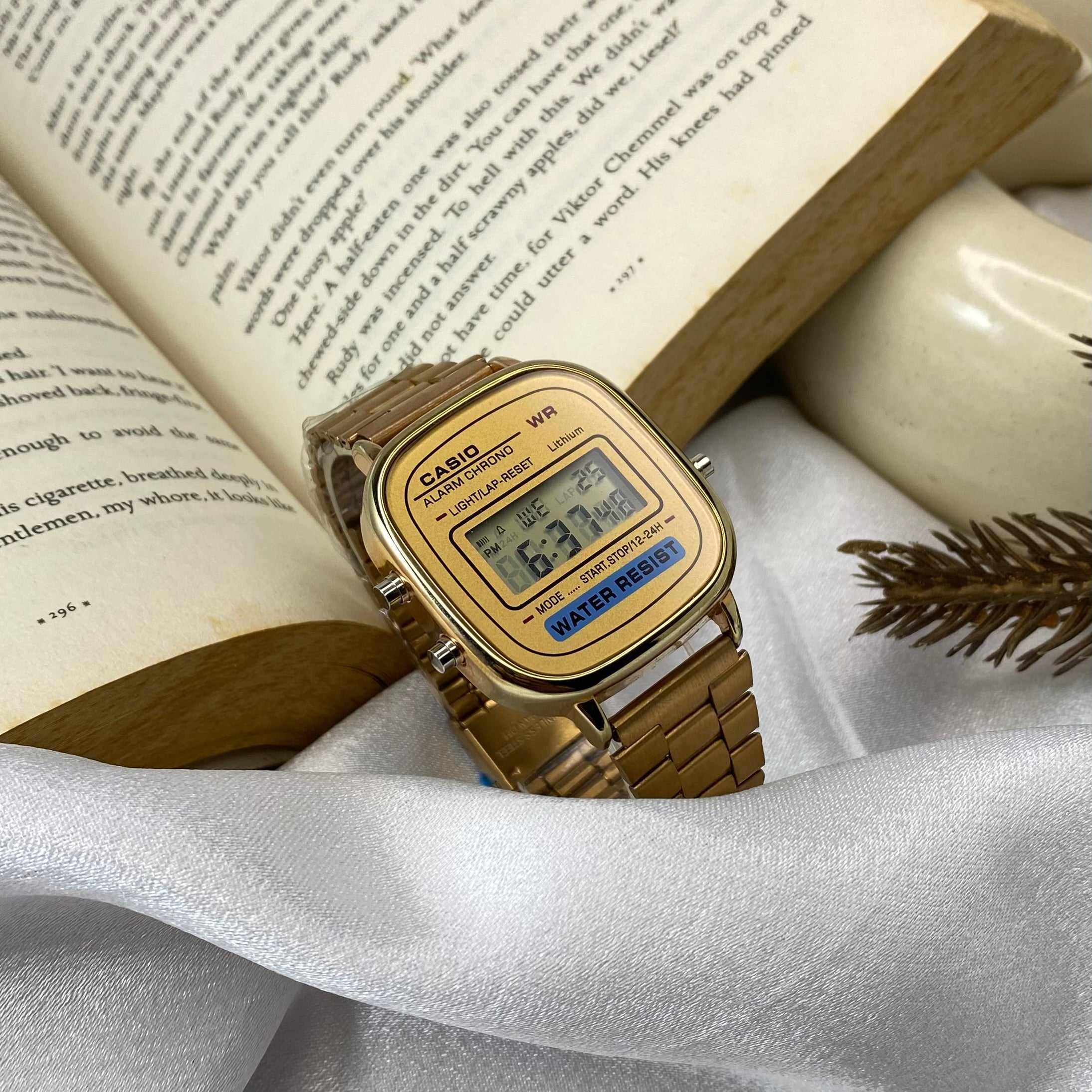 Classic Vintage Series Digital Watch