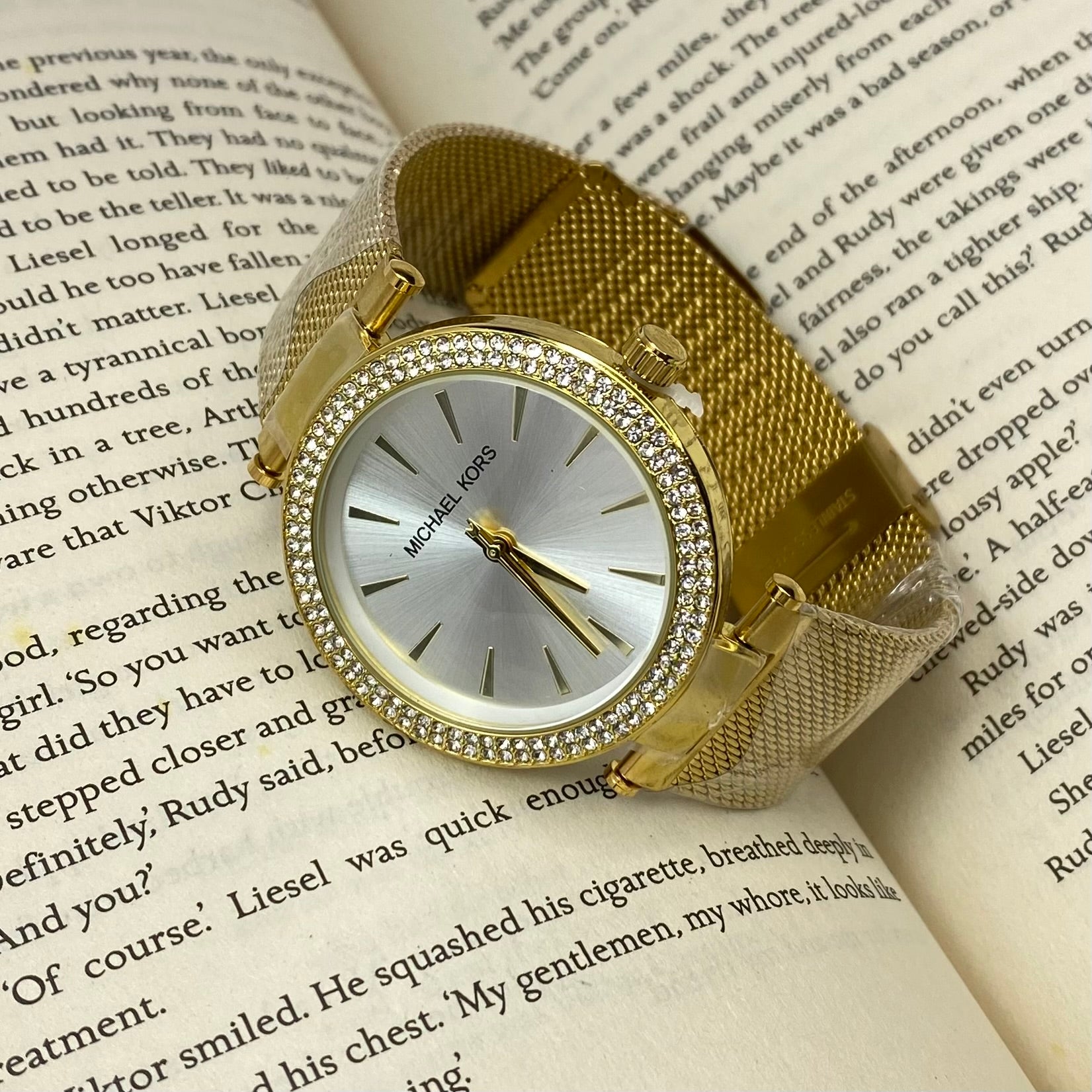 Slim Runway Gold-Tone Mesh Watch (MK3512)