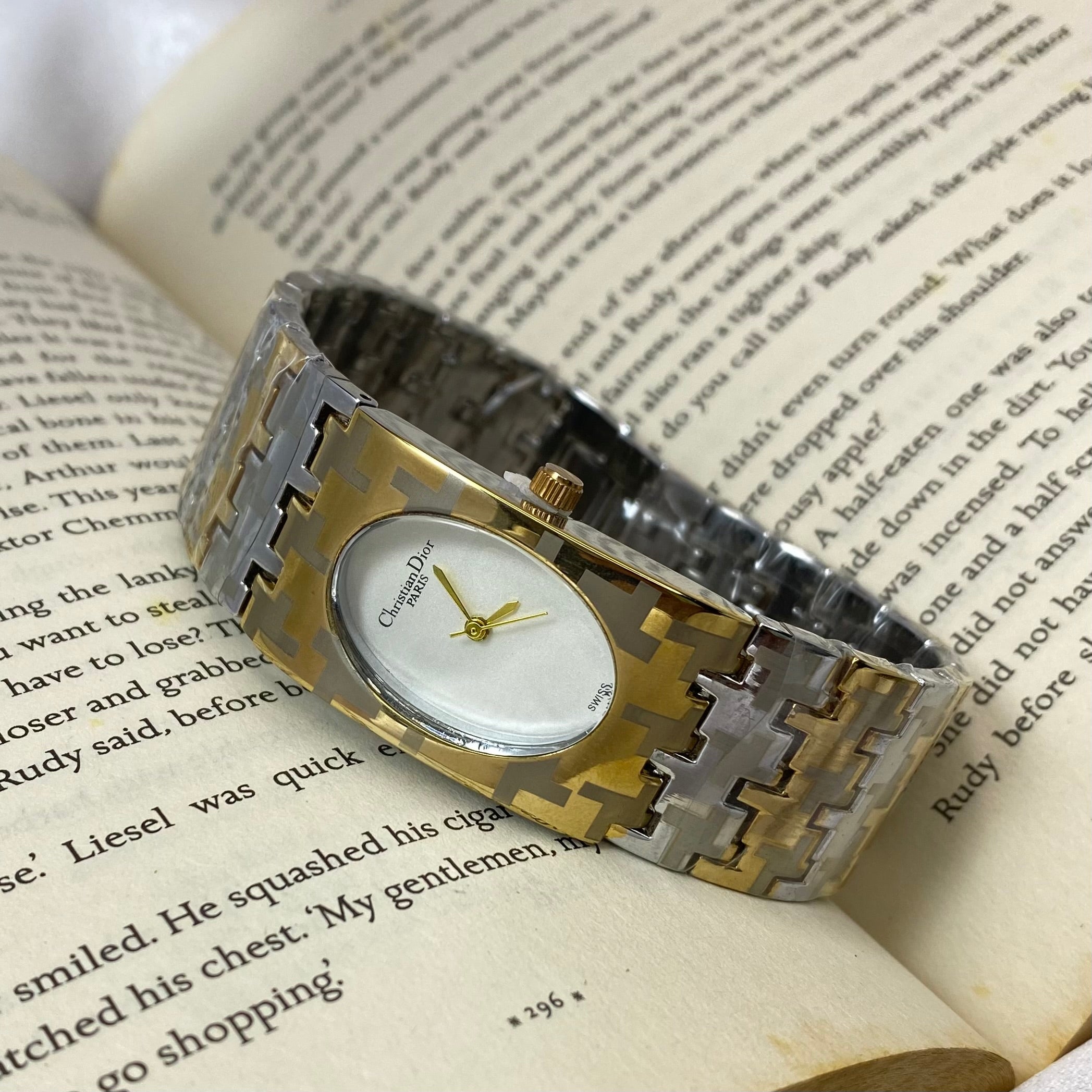 The Eternal Series Anti Tarnish Watch