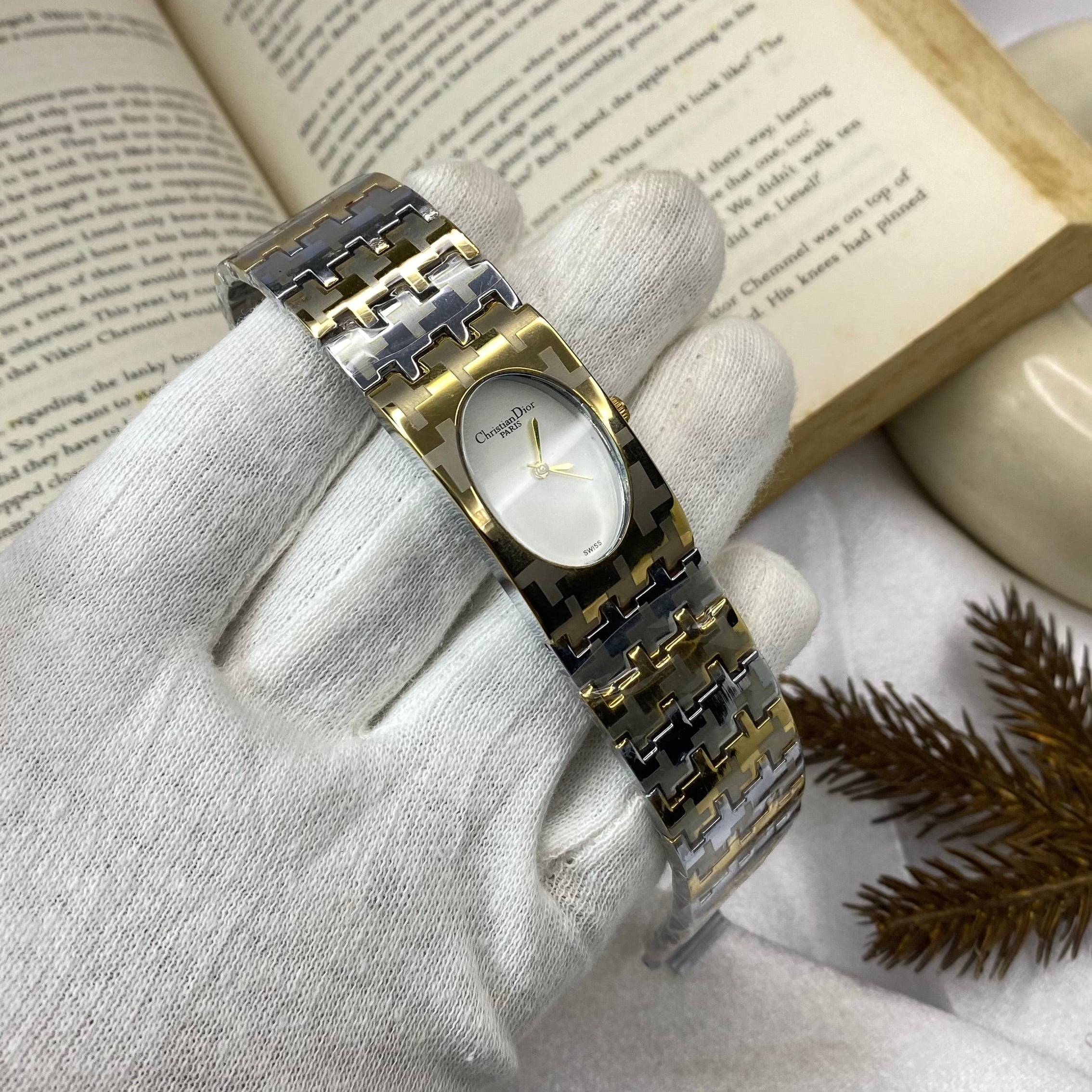 The Eternal Series Anti Tarnish Watch
