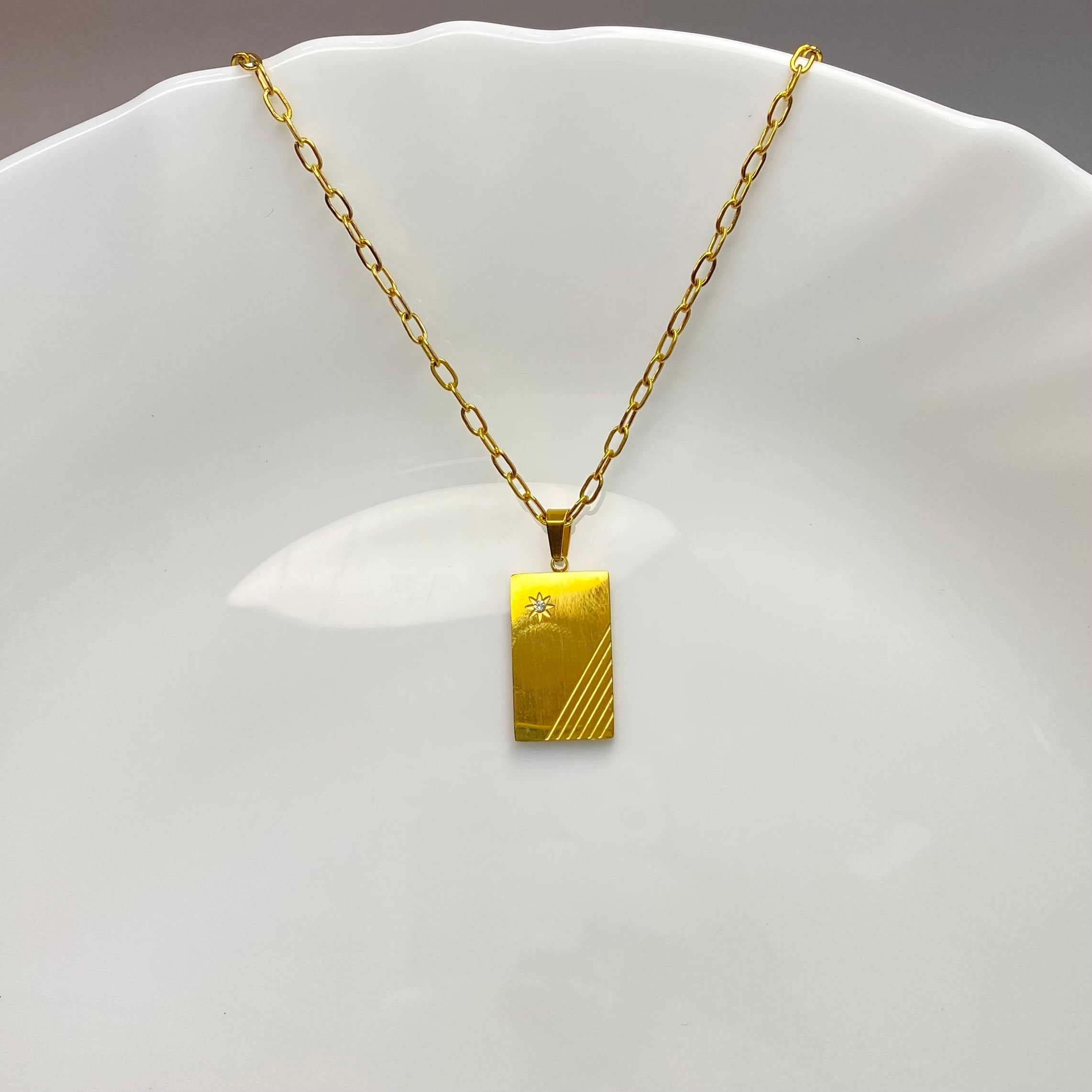 The North Star Tag Pendant Neckchain