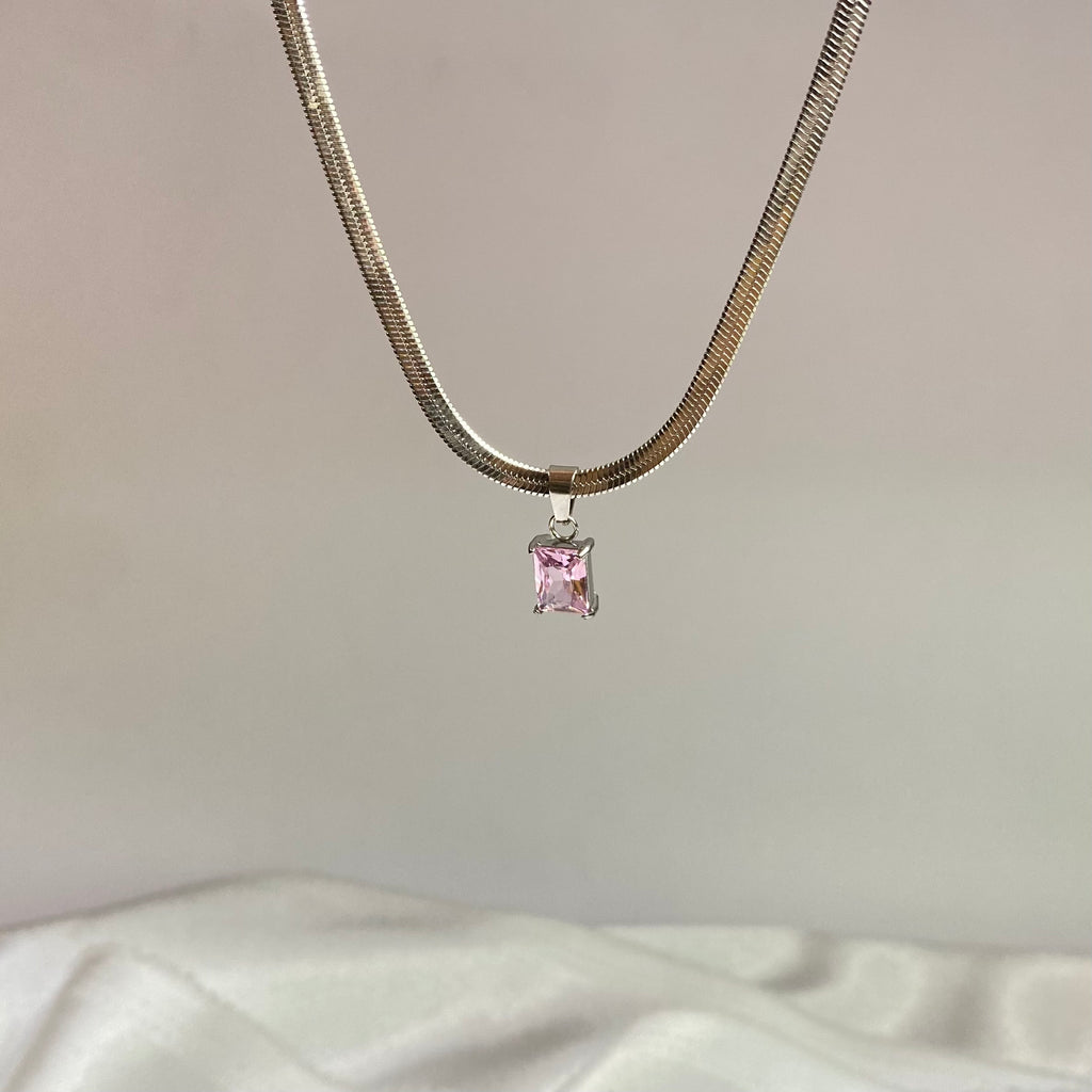 Minimal Pink Stone Snakechain Neckchain