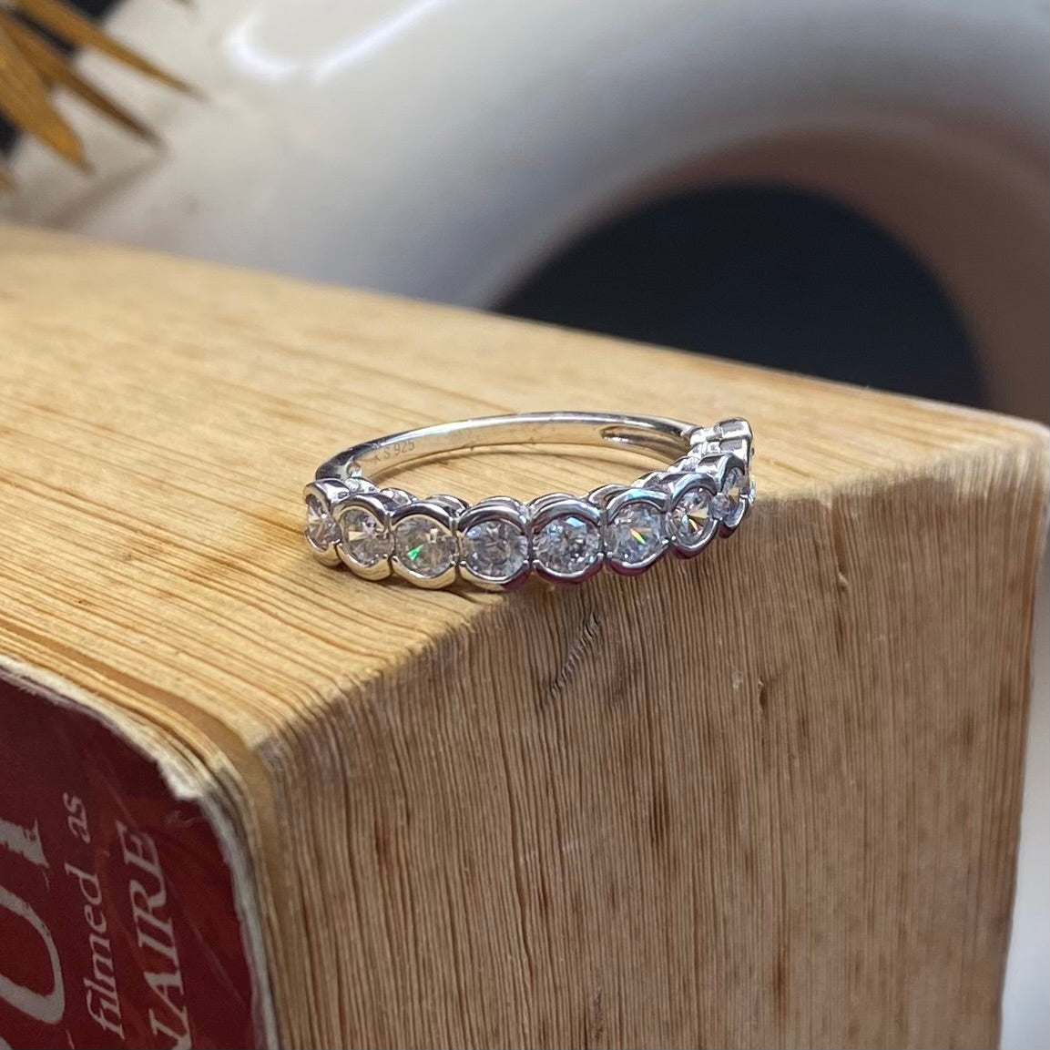 925 Sterling Silver Classic Bezel Stone Ring