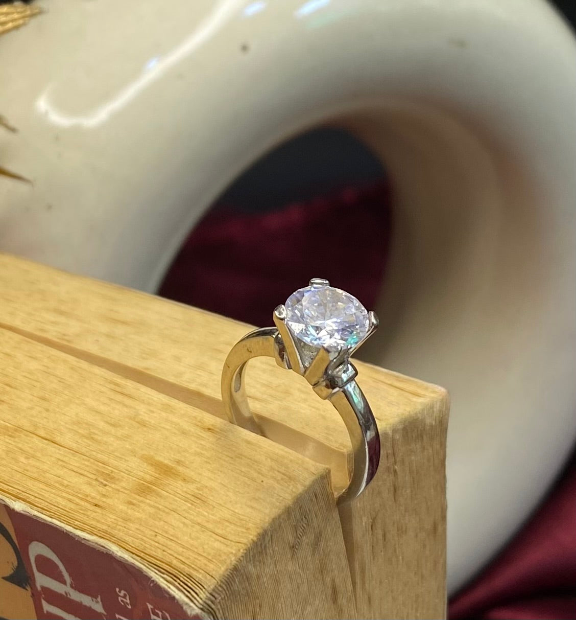 925 Sterling Silver Classic High Mount Solitaire Ring