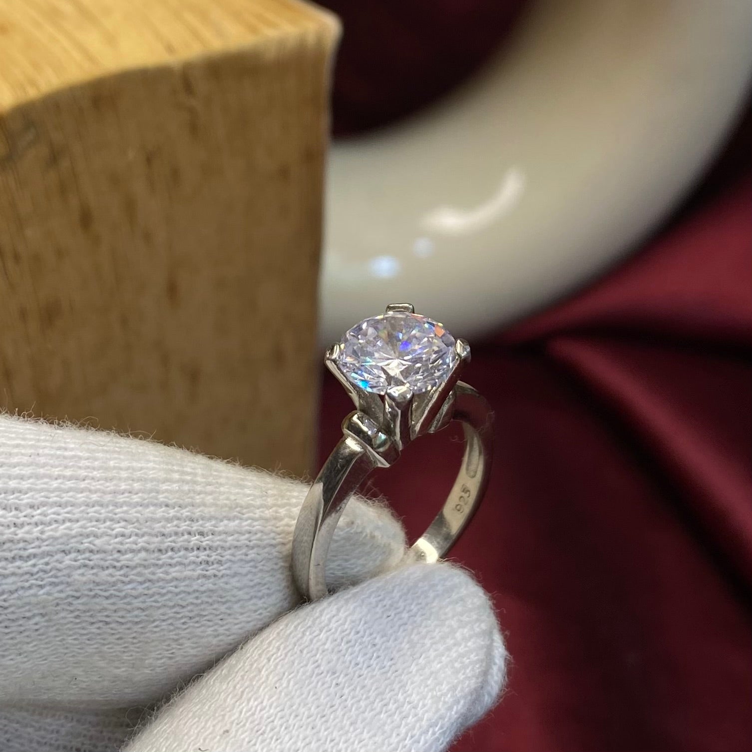 925 Sterling Silver Classic High Mount Solitaire Ring