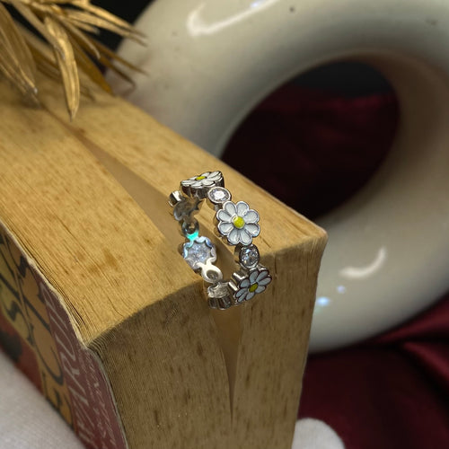 925 Sterling Silver The Daisy Bloom Band Ring