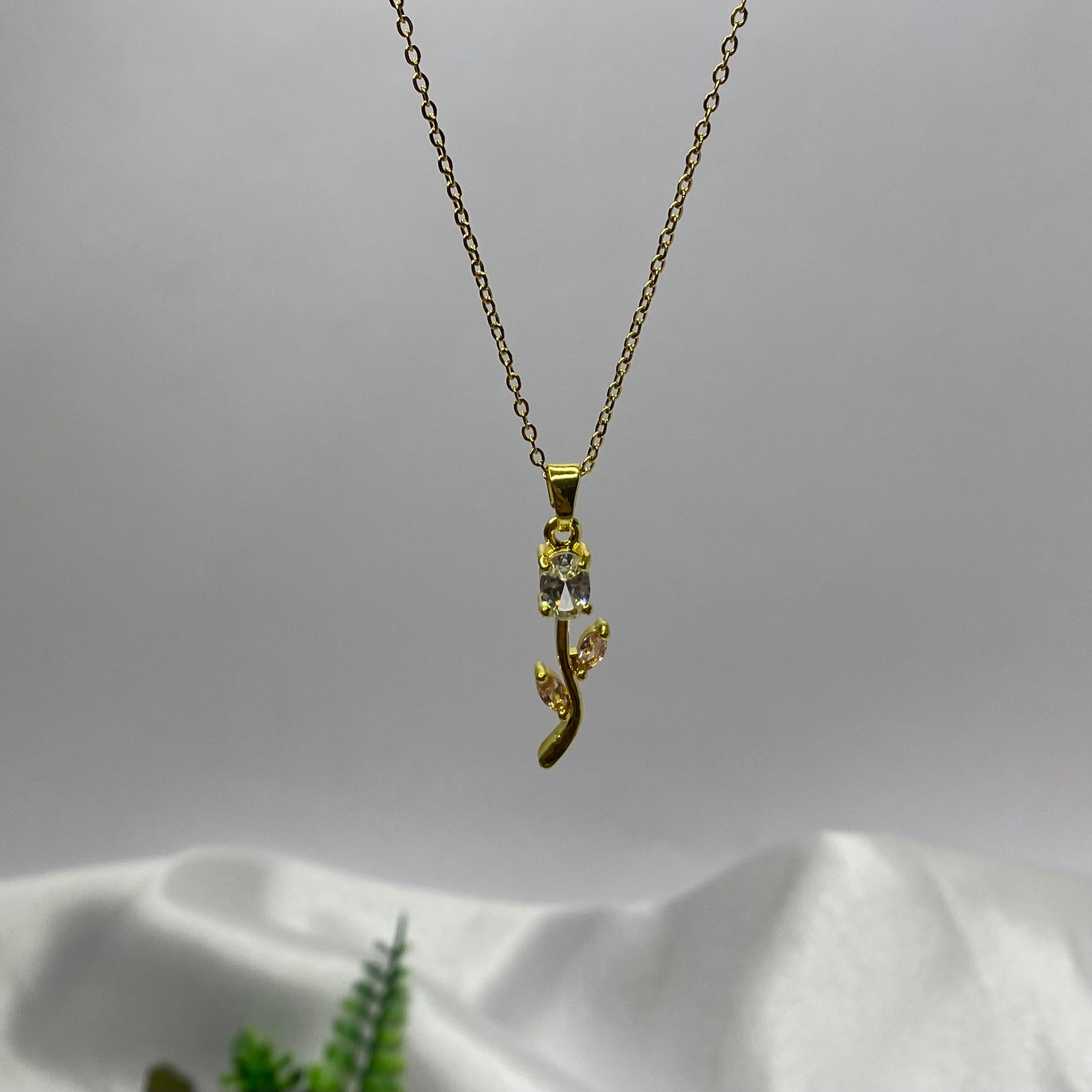Tulip Neckchain and earrings